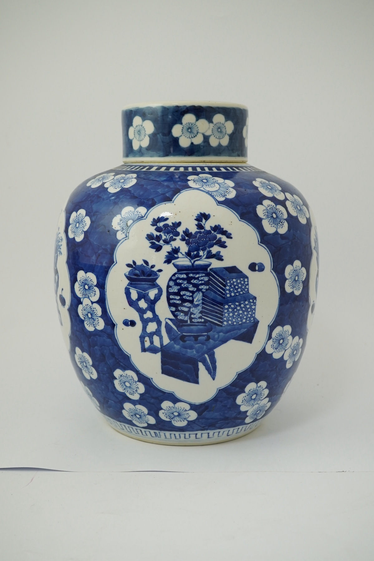A large Chinese blue and white ‘Hundred Antiques’ jar and cover, late 19th century
